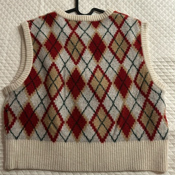 ZARA SWEATER VEST - Picture 4 of 6